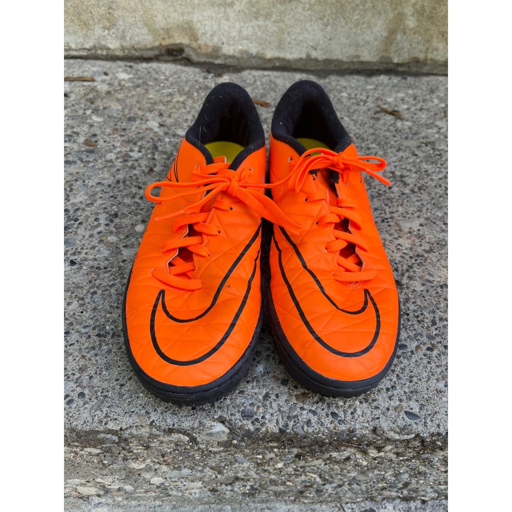 Nike Hypervenom Phade II IC Indoor Soccer Shoes Orange Black 749924-888 Youth 6Y